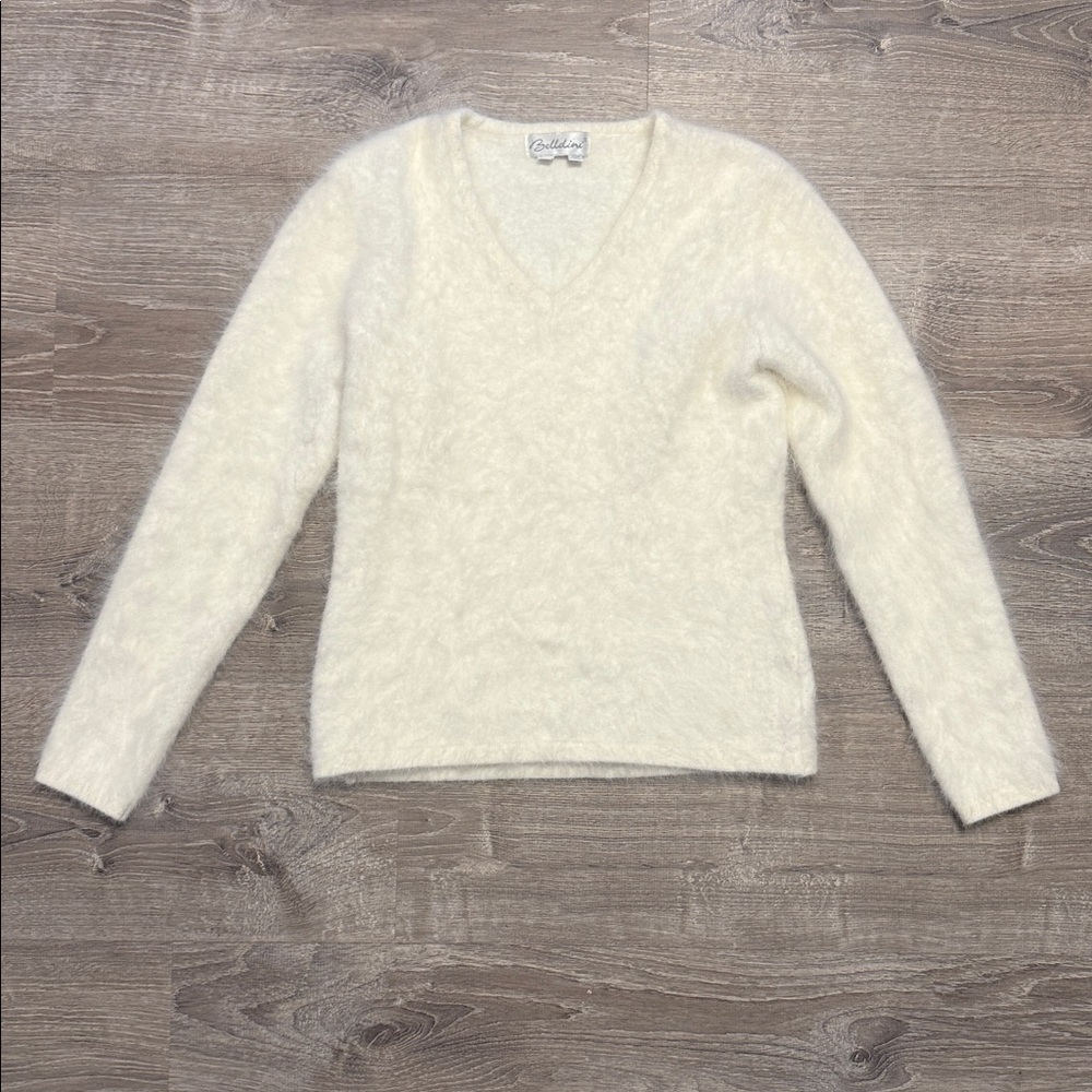 BELLDINI Vintage Cream V-Neck Angora Rabbit Hair Knit Sweater